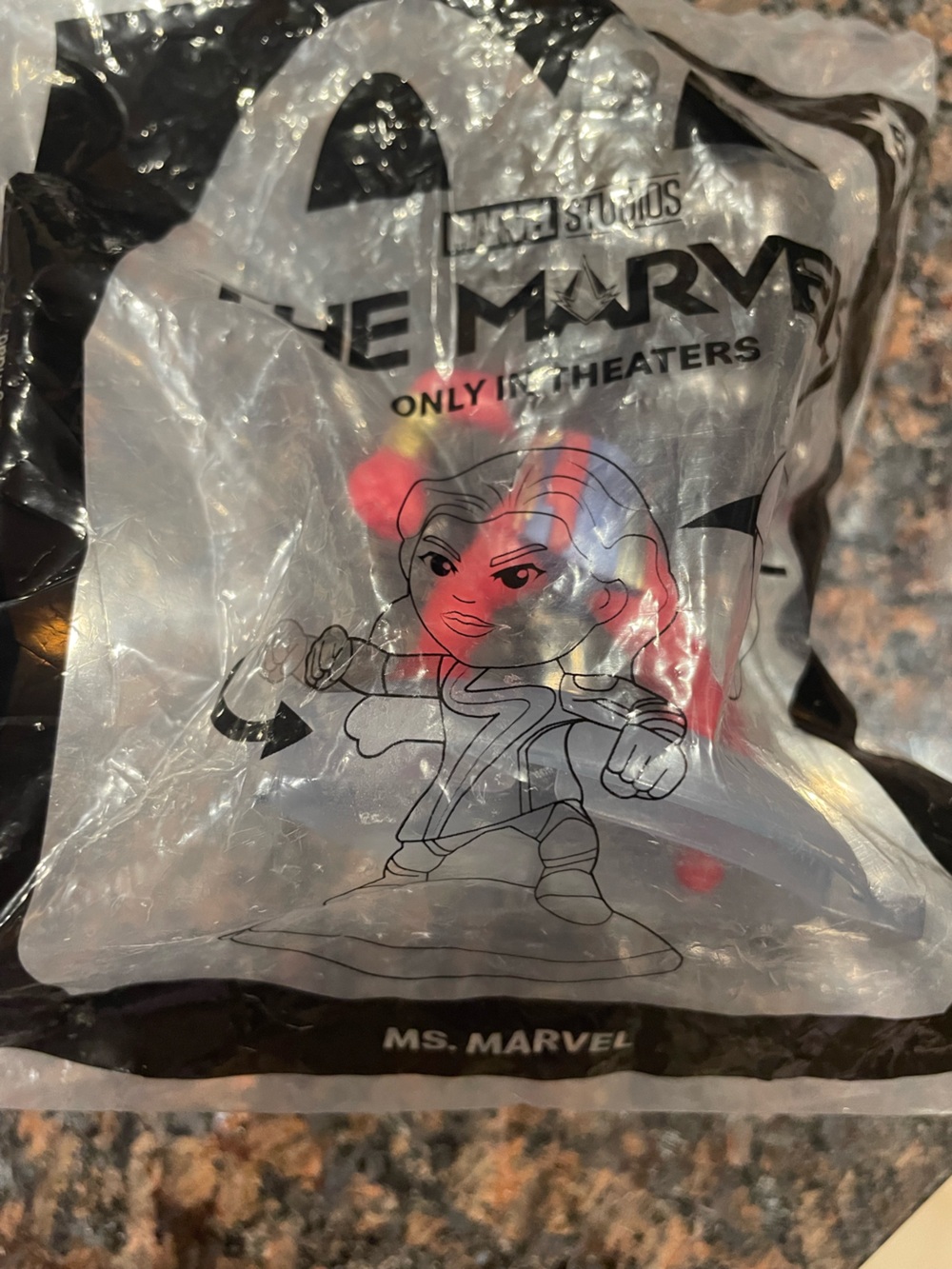 Ms. Marvel Action Figure - Picture 2 of 4